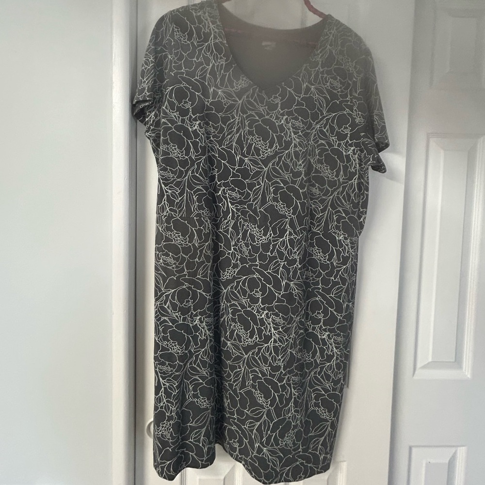Floral V-Neck Dress